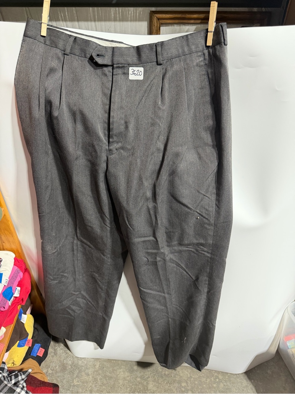 #3620-Men's Gray Dress Pants - Classic Pleated Formal Trousers